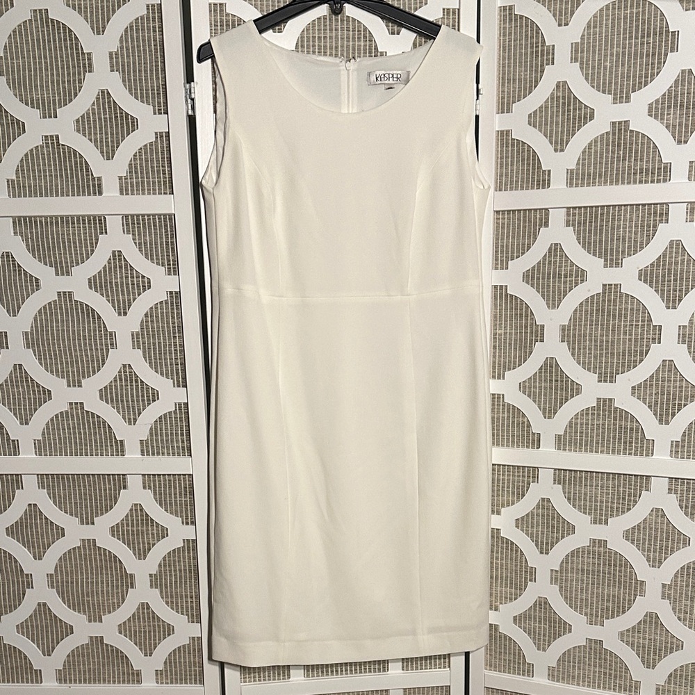 Kasper Off-White Sleeveless Knee-Length Sheath Dress